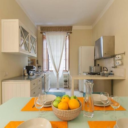 Borgo Pio - Quite And Spacious Apt Рим Экстерьер фото