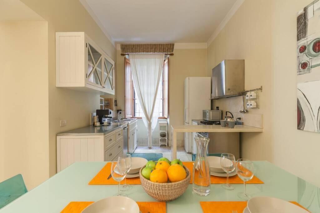 Borgo Pio - Quite And Spacious Apt Рим Экстерьер фото